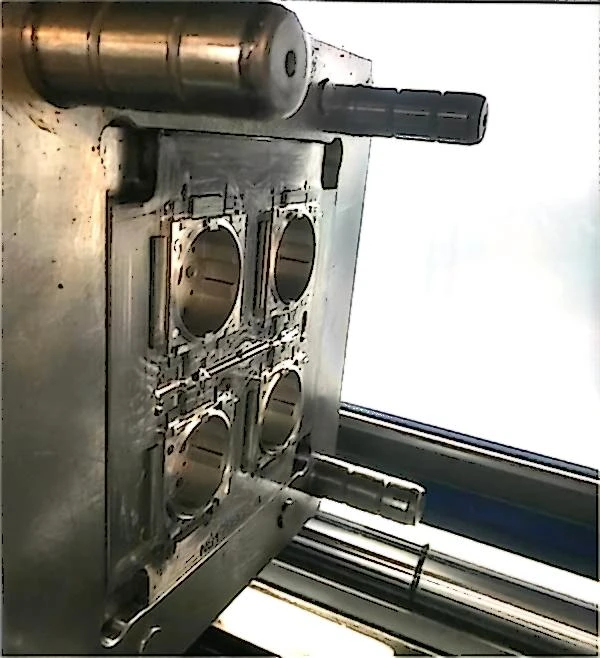 What kind of machines can produce plastic switch panels and sockets? 4 What kind of machines can produce plastic switch panels and sockets? 4