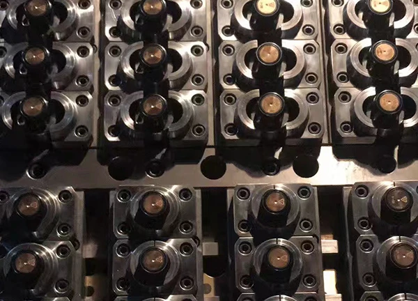 How the Tethered cap instruction drives the upgrading of injection molding machines technology? 5 How the Tethered cap instruction drives the upgrading of injection molding machines technology? 5