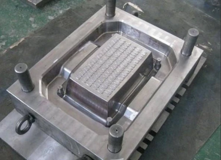 Guide to select suitable injection molding production line for plastic crates 4 Guide to select suitable injection molding production line for plastic crates 4