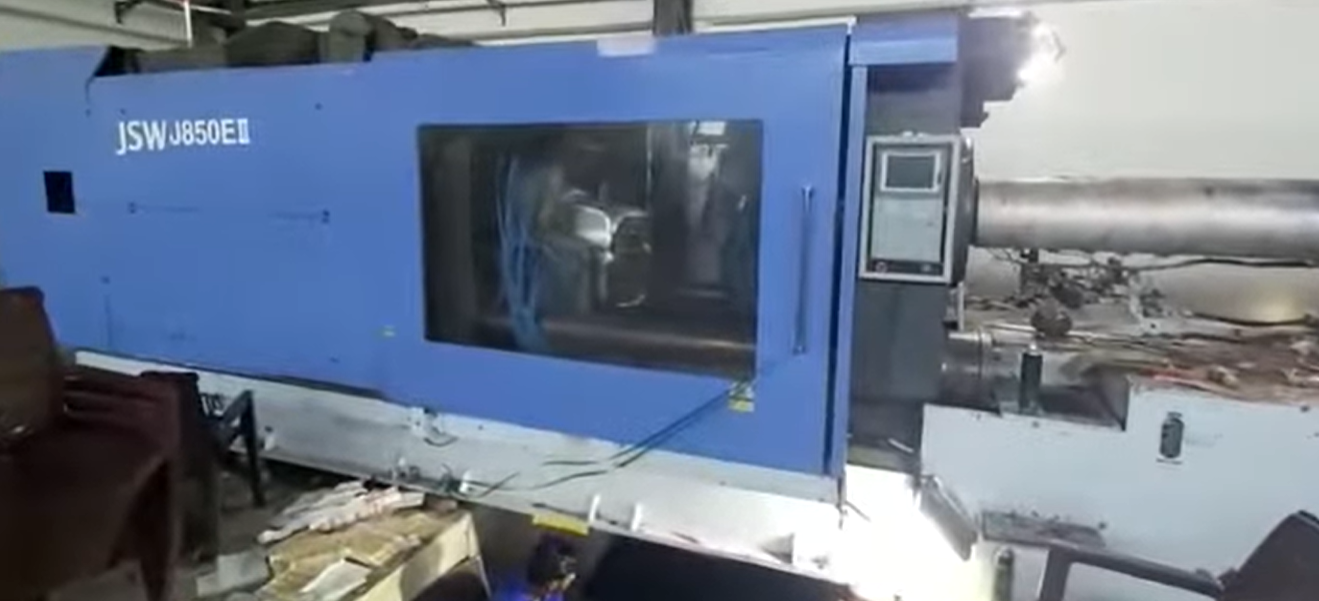 JSW chair molding machine