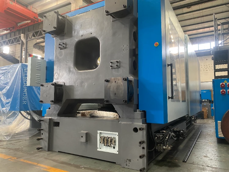 Quick-connect circuit for injection molding machine