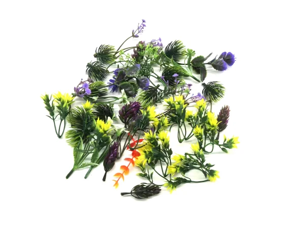 Artificial plants and plastic flowers produced by injection molding machineArtificial plants and plastic flowers produced by injection molding machine