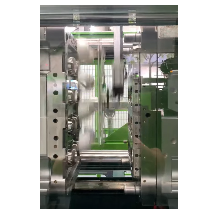 PLA injection molding